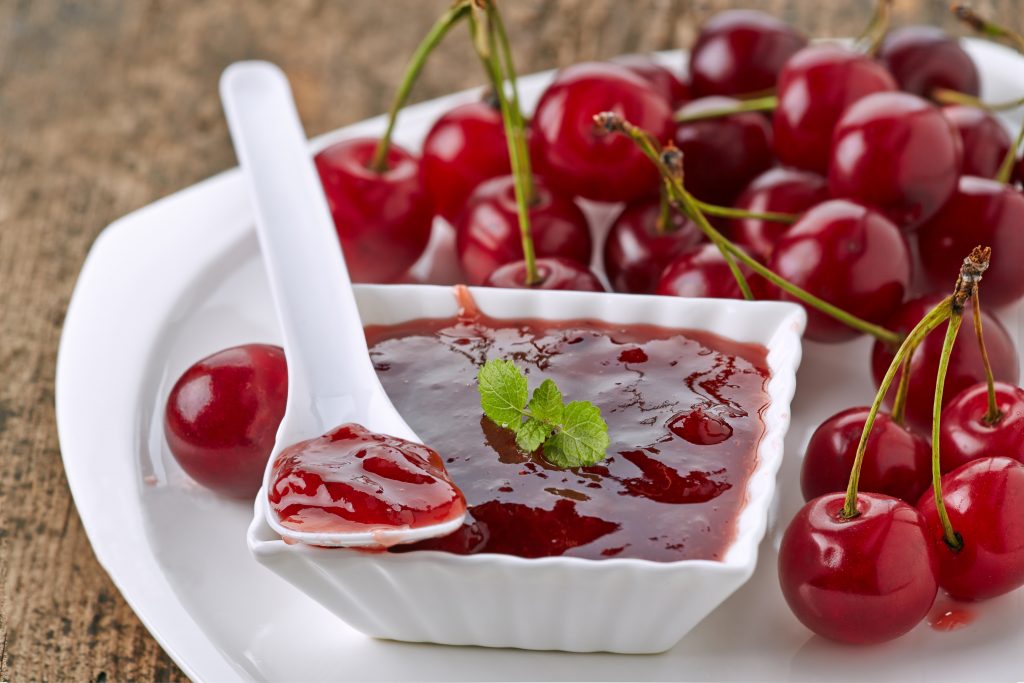 No-sugar Cherry Dessert Sauce